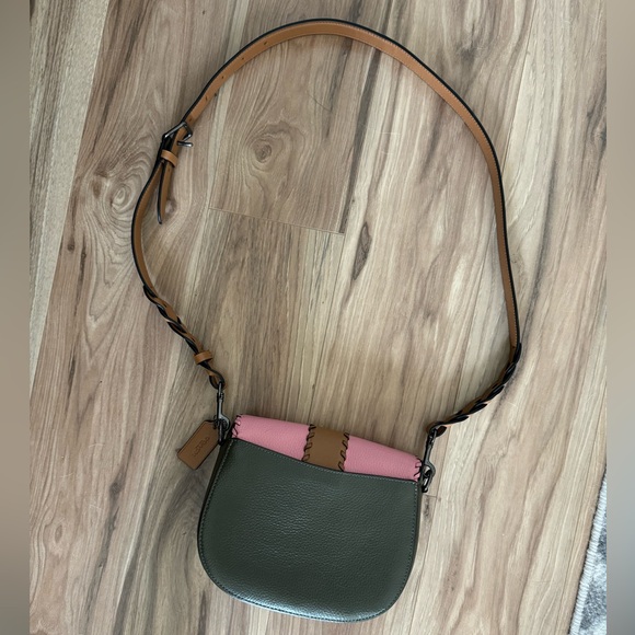 Coach tricolor saddlebag - Picture 2 of 6